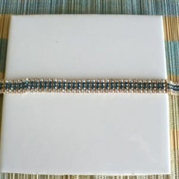 ❤️ NEW Blue & Clear Rhinestone 4 Strand Bracelet - Picture 4 of 6